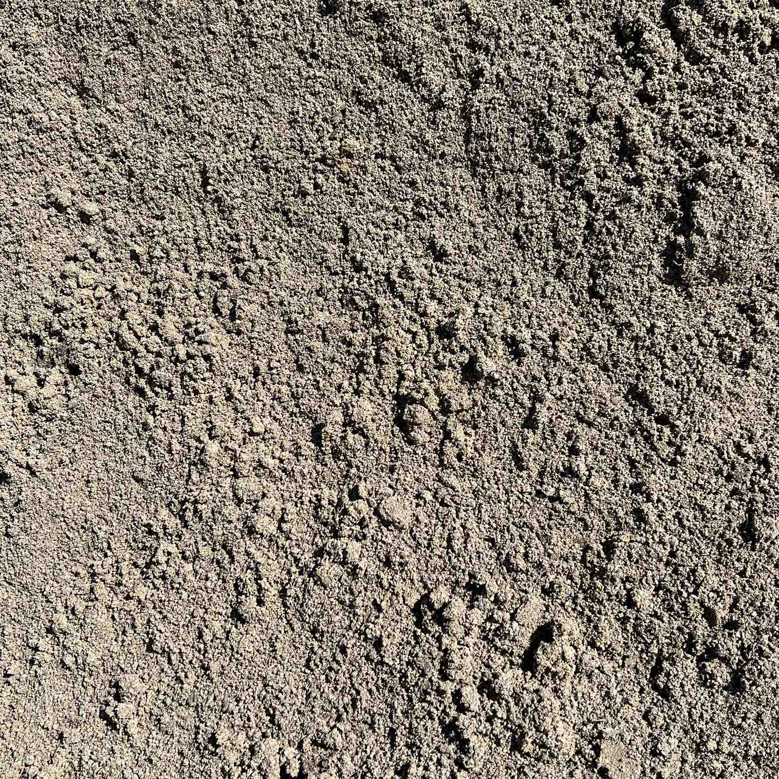 Tierra Vegetal de Jardinería Tamizada de Alta Calidad